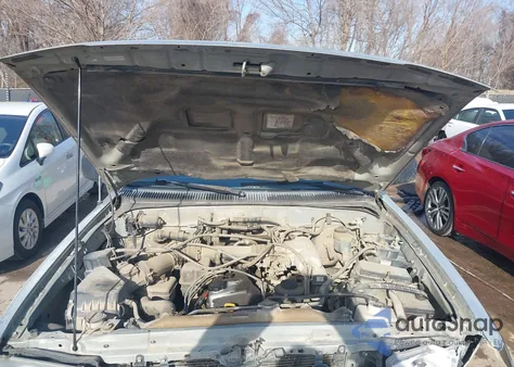 1999 Toyota 4Runner z USA, uszkodzony, nr VIN JT3GM84RXX0037775